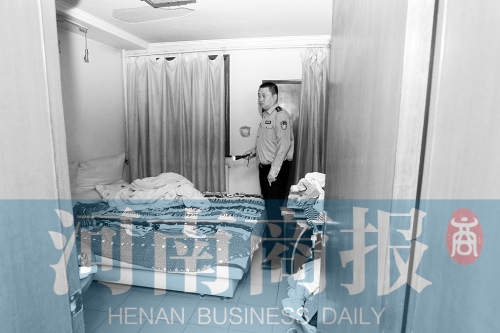 高某松家中，已經人去屋空