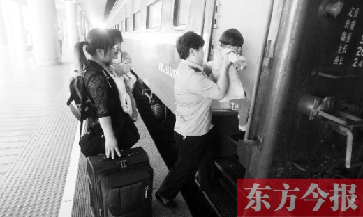 鄭州到溫州的2191/4次列車，是鄭州鐵路局最后一對綠皮車。