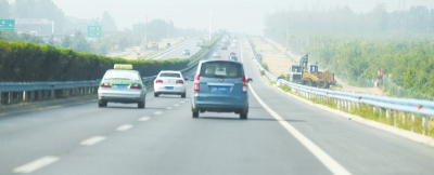 機(jī)場高速部分路段已經(jīng)開工改造