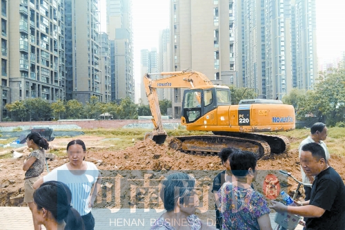 昨天，由于附近居民抗議，紅旗變電站項(xiàng)目再次停工