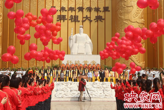 4月20日，乙未年黃帝故里拜祖大典進(jìn)行了彩排。