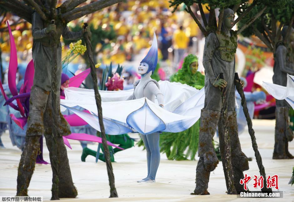 北京時間6月13日凌晨2時，巴西世界杯正式拉開帷幕。