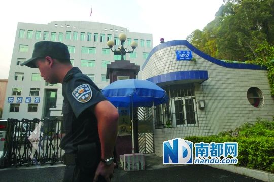 　中標(biāo)的美發(fā)公司注冊地點就在羅湖公安分局巡警大隊里面。