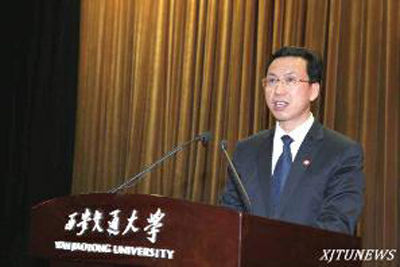 鄭慶華 45歲 鄭慶華 45歲