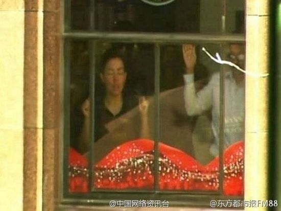 悉尼人質(zhì)劫持事件:劫持者稱(chēng)已安置3顆炸彈