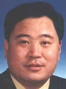 【盤點(diǎn)】“紅色通緝令”嫌犯在國外如何揮霍？