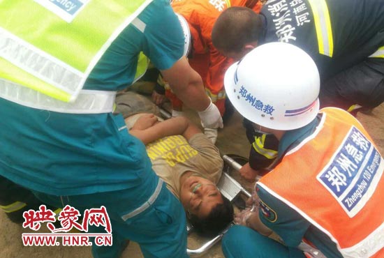 事故現(xiàn)場，一人被救出