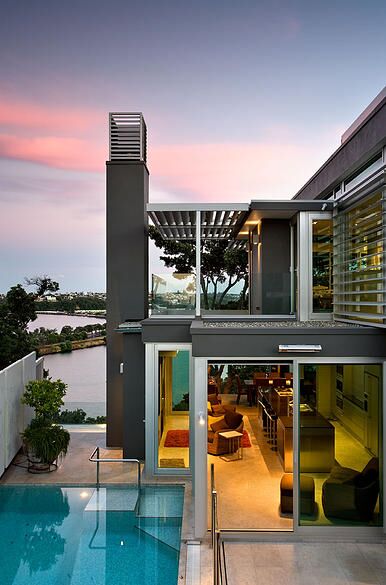 近日，新西蘭華人土豪再次出手，以1010萬的價格購買了位于Parnell的一座無敵海景豪宅。