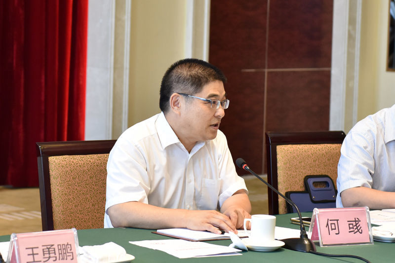 省委宣傳部副部長、省委網(wǎng)信辦主任何彧