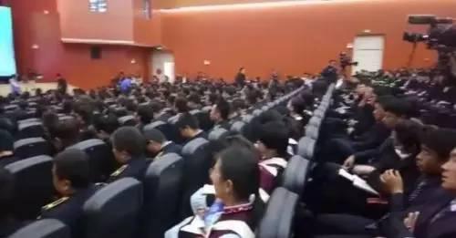 大會(huì)現(xiàn)場(chǎng)圖。來(lái)源：云報(bào)旅游全媒體