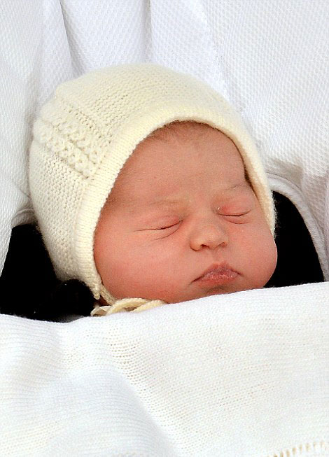 英國(guó)凱特王妃生產(chǎn)10小時(shí)后出院 小公主正臉曝光 英國(guó)凱特王妃生產(chǎn)10小時(shí)后出院 小公主正臉曝光