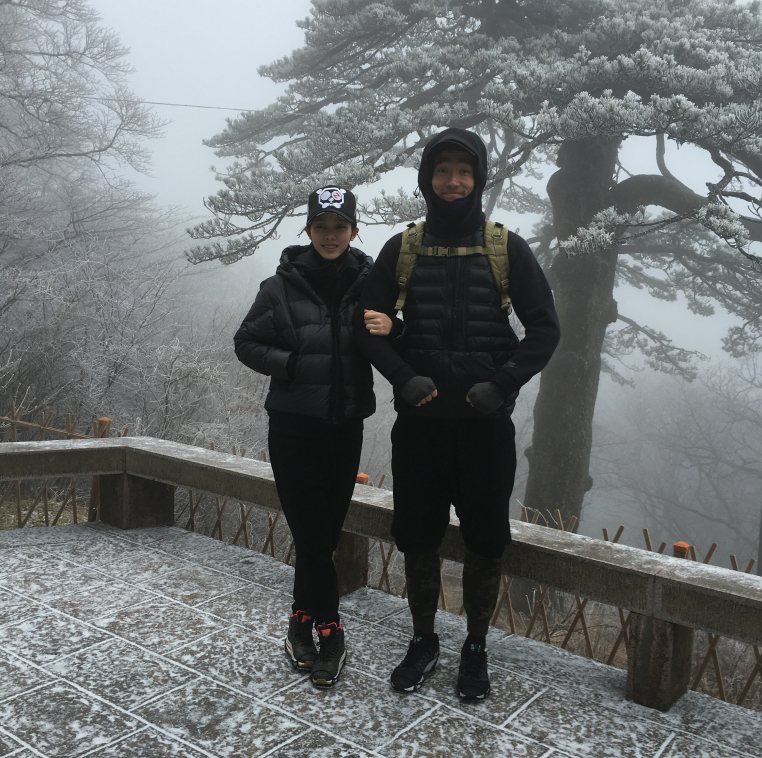 劉翔公布新戀情后首度公開(kāi)與女友的合影 劉翔公布新戀情后首度公開(kāi)與女友的合影