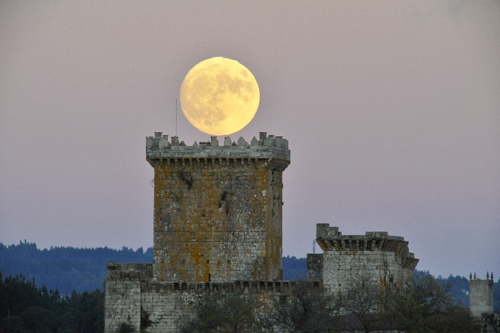 68年來(lái)最大！今晚夜空上演超級(jí)月亮