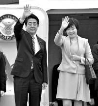 11月9日中午，日本首相安倍晉三攜夫人安倍昭惠乘坐日本政府專機(jī)來到北京，參加APEC北京峰會。安倍在啟程前再次對媒體強(qiáng)調(diào)了改善中日關(guān)系的意愿，稱“改善兩國關(guān)系的想法從來沒有改變過”。