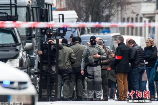 比利時(shí)北部根特市“劫持事件”或?yàn)樘擉@一場(chǎng) 比利時(shí)北部根特市“劫持事件”或?yàn)樘擉@一場(chǎng)