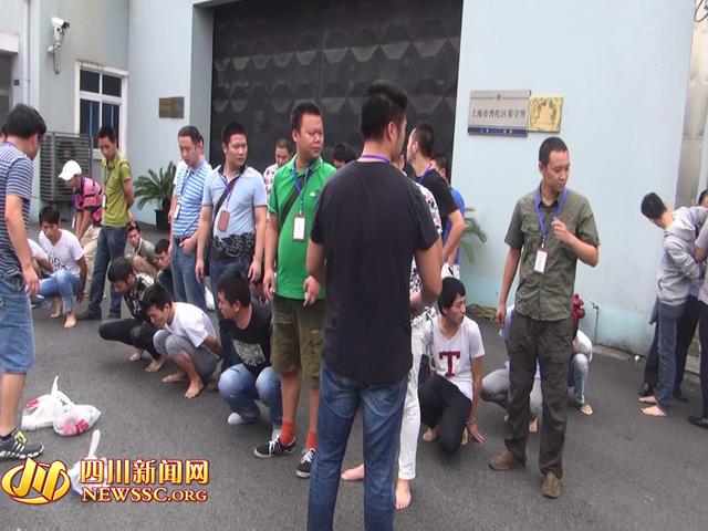 公安局管抓捕詐騙公司現(xiàn)場(chǎng)（警方視頻截圖）。