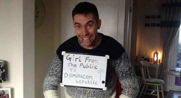 競標成功者將和約翰·惠特布雷德一同飛往加勒比海度假。