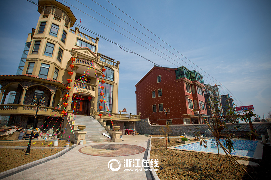 浙江土豪建史上最壕農居房 浙江土豪建史上最壕農居房