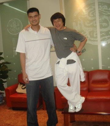 當(dāng)姚明夫婦遇見(jiàn)陸毅夫婦，一不小心，信號(hào)又滿格了~