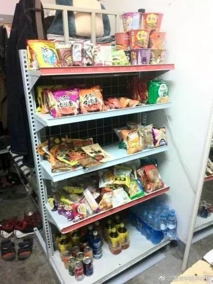 這個(gè)學(xué)校的男生宿舍火了！女同學(xué)都喊著要嫁