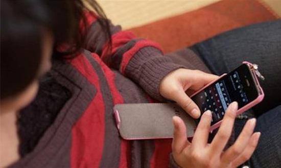 真能亮瞎眼？如何減少手機(jī)對(duì)眼睛的傷害