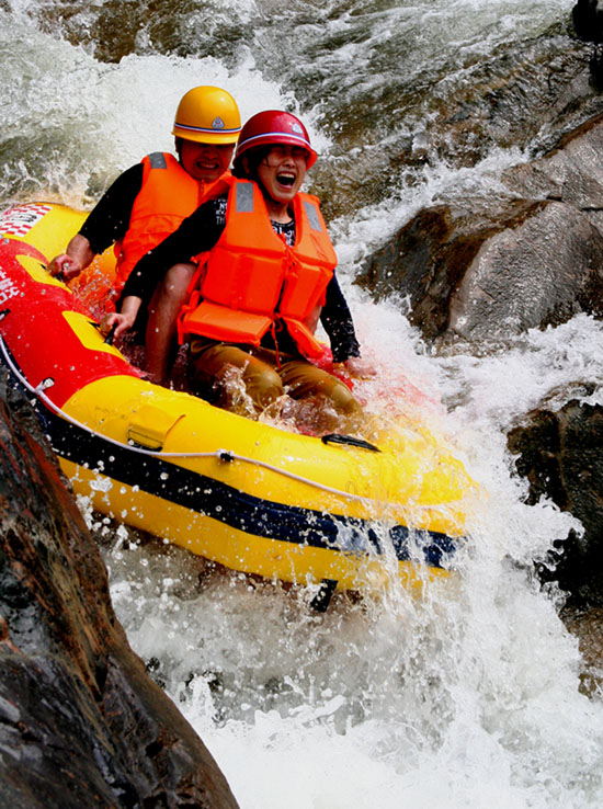 豫西大峽谷對(duì)全國(guó)中、高考學(xué)子0元門票開放(圖)