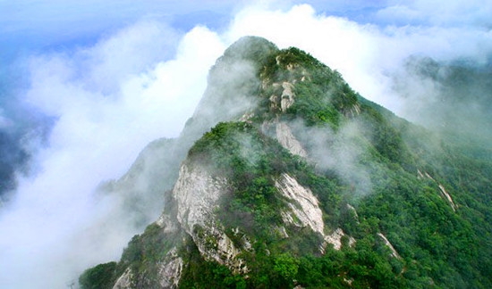 五朵山清涼“民族風” 關愛學生有優(yōu)惠