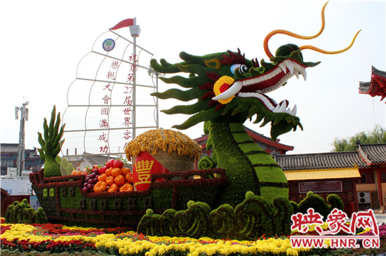 “節(jié)·會”期間的清明上河園喜事一串串 “節(jié)·會”期間的清明上河園喜事一串串