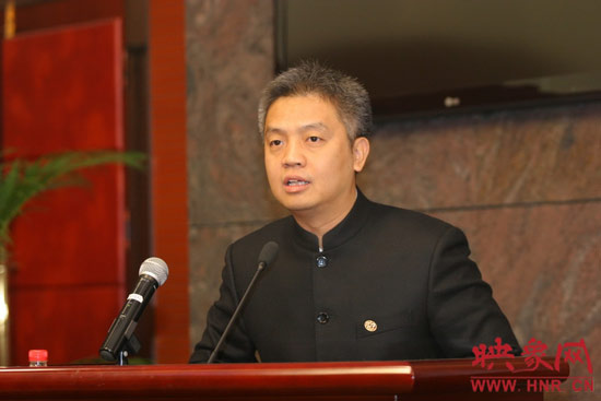 中央人民廣播電臺(tái)副臺(tái)長(zhǎng)王曉暉在映象網(wǎng)上線儀式上講話 中央人民廣播電臺(tái)副臺(tái)長(zhǎng)王曉暉在映象網(wǎng)上線儀式上講話