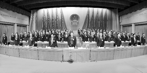 　1月20日下午，省十二屆人大三次會(huì)議閉幕　河南日報(bào)記者 郭宇/攝