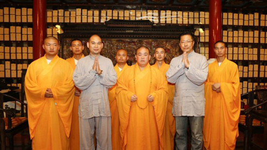 瘋狂英語(yǔ)創(chuàng)始人李陽(yáng)皈依佛門(mén)