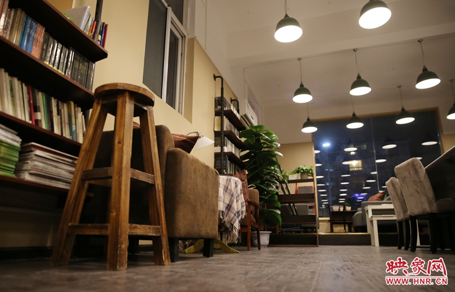 書(shū)店內(nèi)的裝飾。