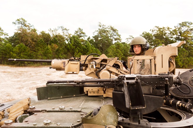 探秘美國(guó)海軍陸戰(zhàn)隊(duì)男女混編 探秘美國(guó)海軍陸戰(zhàn)隊(duì)男女混編