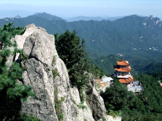 山雄水俊洛陽白云山 古都里的人間仙境 山雄水俊洛陽白云山 古都里的人間仙境